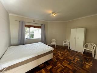 2 Bedroom Property for Sale in Vredehoek Western Cape
